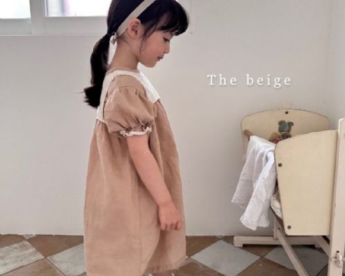 The beige 暢銷款燒花洋裝