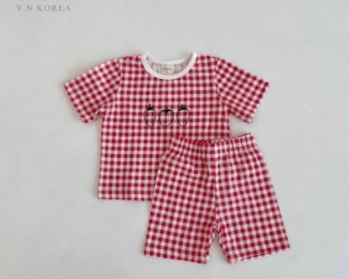 草莓格子套裝
