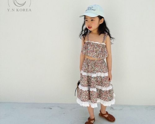 【闆娘自留款】 碎花吊帶上衣