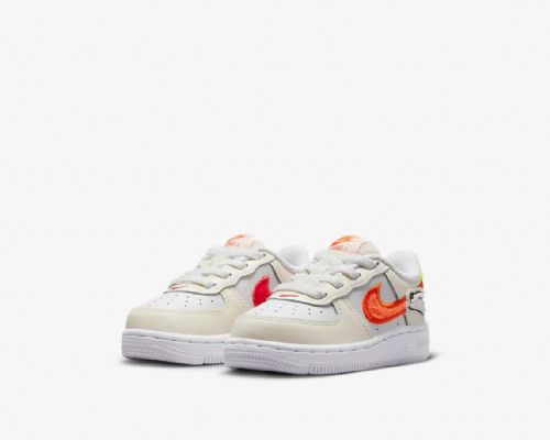 正韓代購球鞋 NIKE 經典勾勾款
