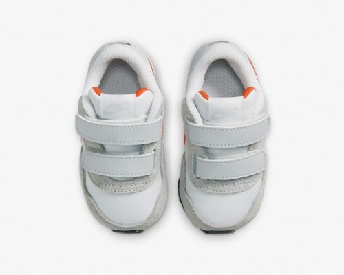 正韓球鞋代購 nike 魔鬼氈寶寶鞋