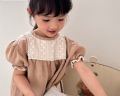 The beige 暢銷款燒花洋裝